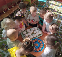 Пасхальный праздник у малышей Пасхальный праздник у малышей.