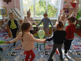 От улыбки станет всем светлей! От улыбки станет всем светлей!.