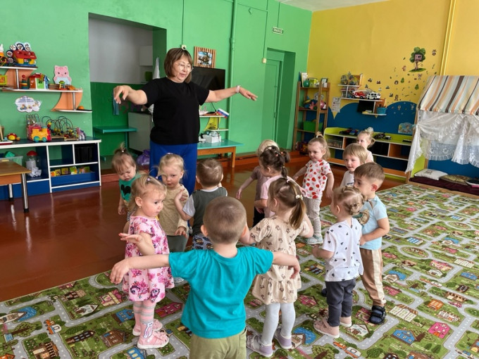Весенние народные приметы Весенние народные приметы.