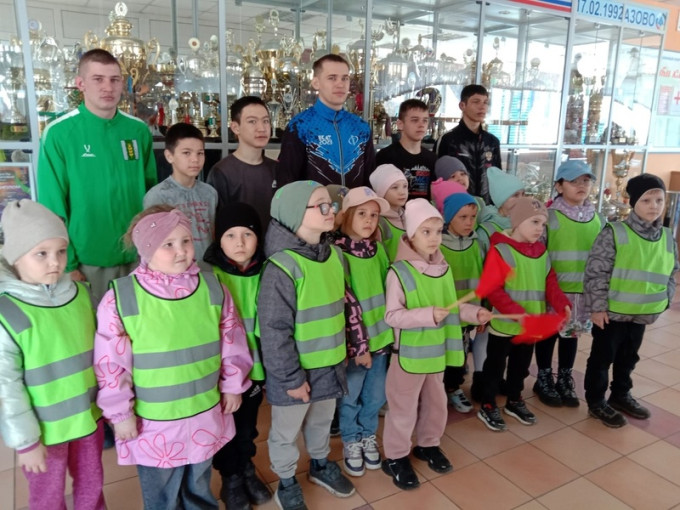 Экскурсия в СК «Штерн» Экскурсия в СК «Штерн».